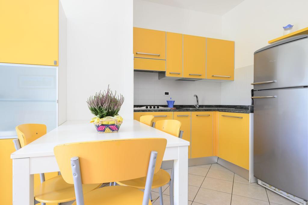 Sunbeach Apartments Lignano Sabbiadoro Buitenkant foto